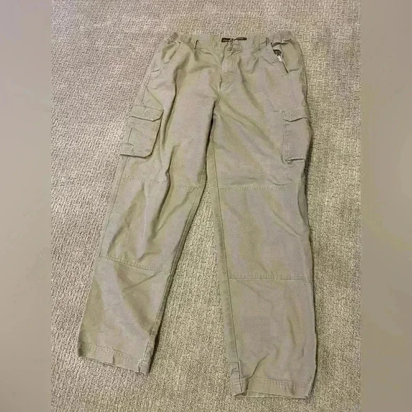 Cabelas cargo pants size 38x34 with stains below left pocket - Picture 1 of 4